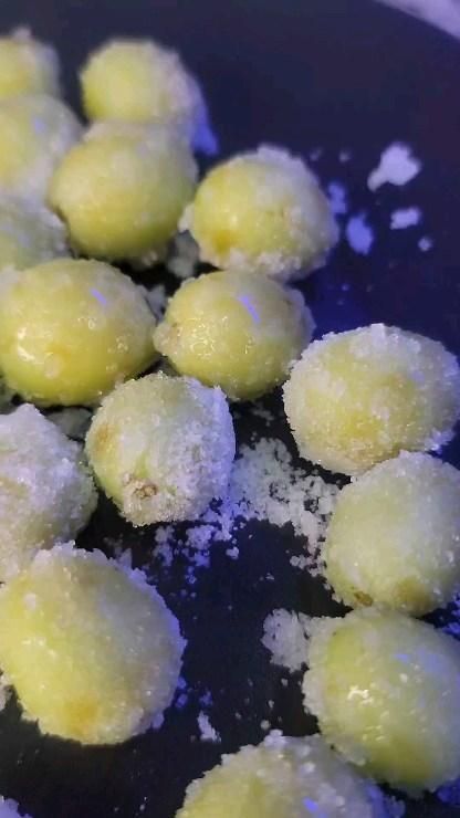 1 cup grapes - Article 3